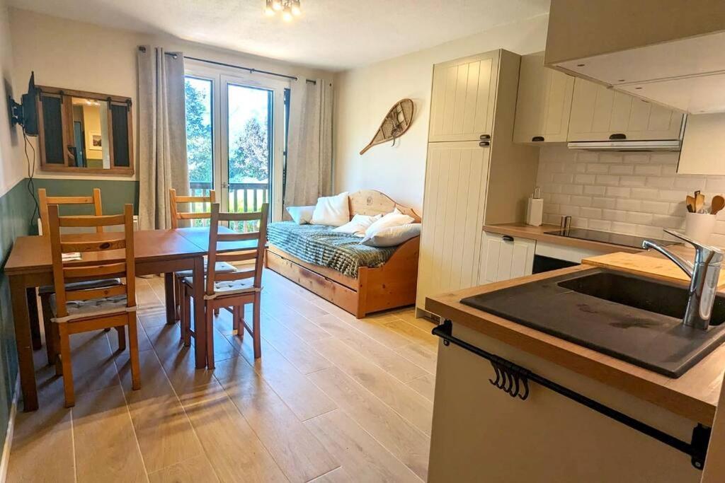 Cozy Appartement Avec Vue Sur Montagne Bourisp Ngoại thất bức ảnh